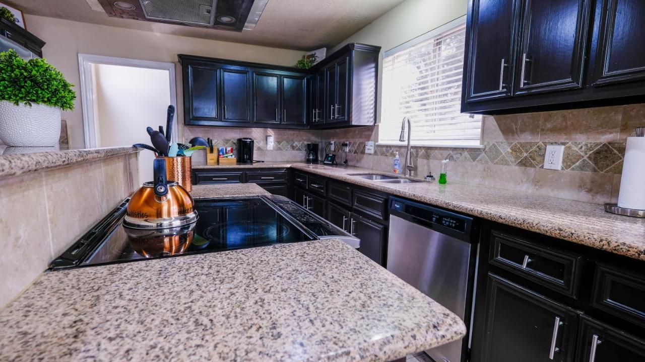 הוילה יוסטון Pool House, 20 Minutes From Dt 4Bdr For 10 Guests - Winkleman מראה חיצוני תמונה